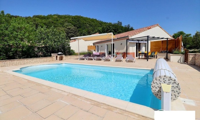 Lagorce Villa | Villa piscine proche Vallon-Pont-d'Arc / gorge de l'Ardèche
