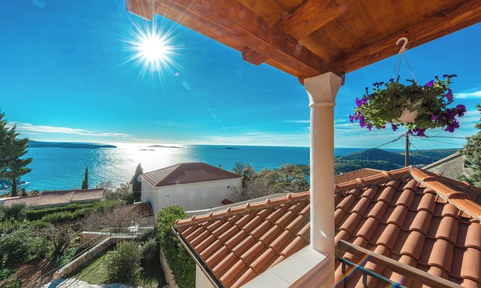Mlini Villa | Villa Platanus with Private Pool & Sea View