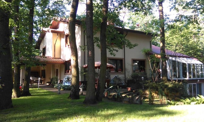 Podkowa Lesna Cama Y Desayuno | Villa Podkowa