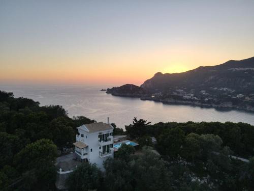 Paleokastritsa Villa | Villa Pyrgos