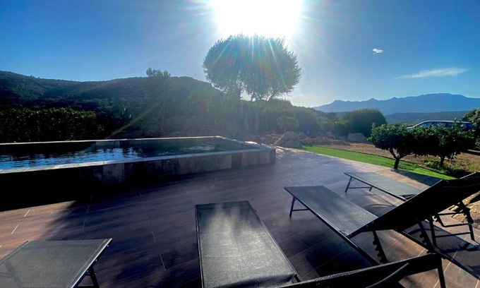 Santa Giulia Apartamento | Villa rdc en plein cœur du maquis Corse