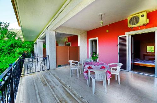 Agios Gordios Apartamento | Villa Rebecca