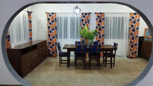 Porto-Novo Casa | Villa Rene