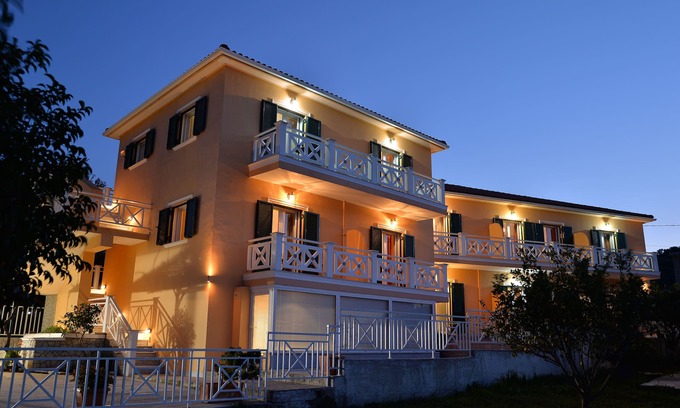 Agios Dimitrios Casa | Villa Reverenza
