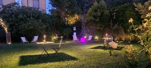 Trastevere Cama Y Desayuno | Villa Riari Garden