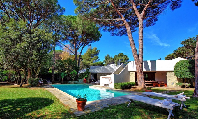 Roccamare Villa | Villa en Roccamare con 5 habitaciones, capacidad 12