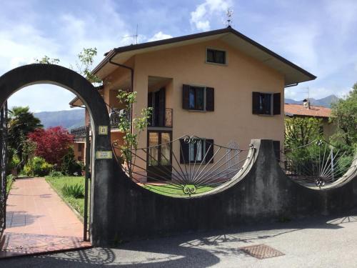 Rovetta Casa | Villa Romeo - Acero Rosso
