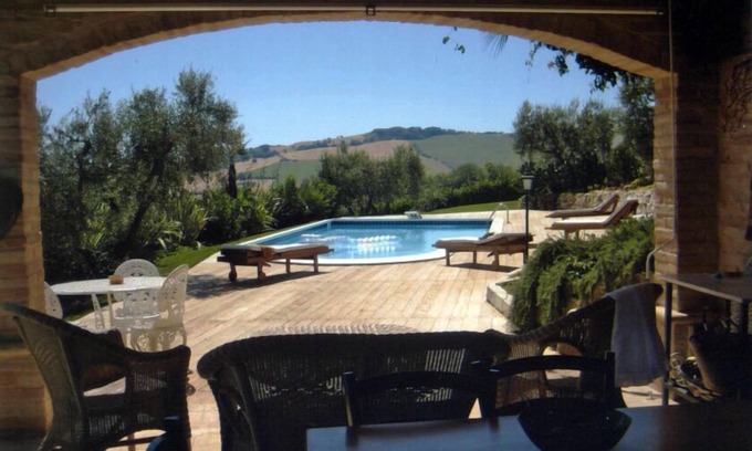 Fermo Cama Y Desayuno | Villa Rondanella