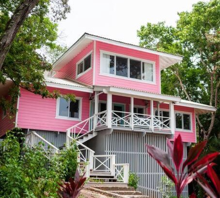 Antoneys Cay Villa | Villa Rosa - at Luna Beach Roatan