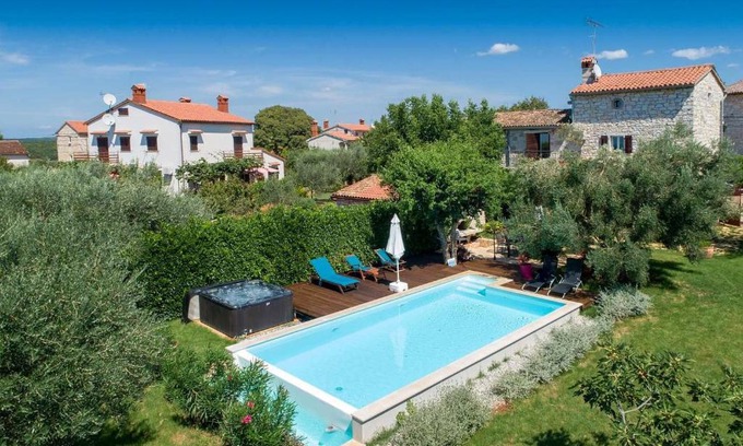 Rosini Casa | Villa Rossa