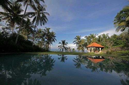 Suraberata Casa | Villa Rumah Pantai Bali