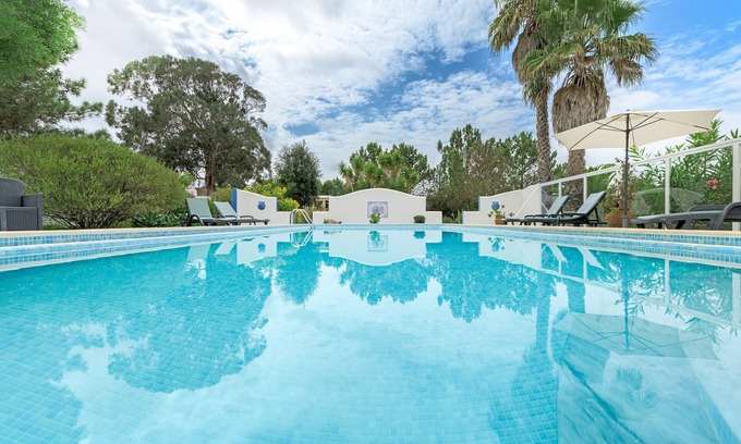 Baiona Villa | Villa 'Sítio das Rolas - Selão da Eira' con vistas al mar, piscina privada y Wi-Fi