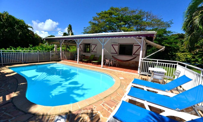 Tartane Chalet De Esquí | FREGATE OUEST LE FRANCOIS, ALQUILO MUY BONITA VILLA CON PISCINA PRIVADA