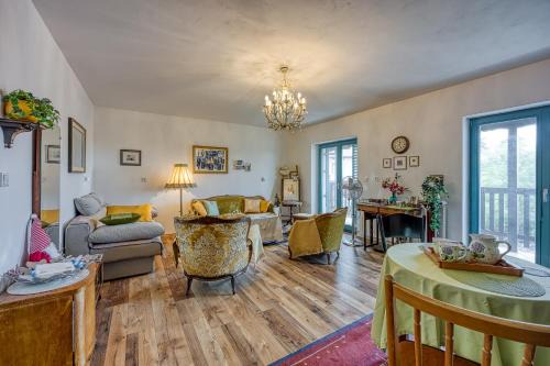 Kras Apartamento | Villa Salamander Suite - Happy Rentals