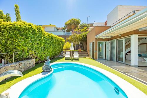 Salobre Villa | Villa Salobre Golf - by Gestión Vacacional Canarias