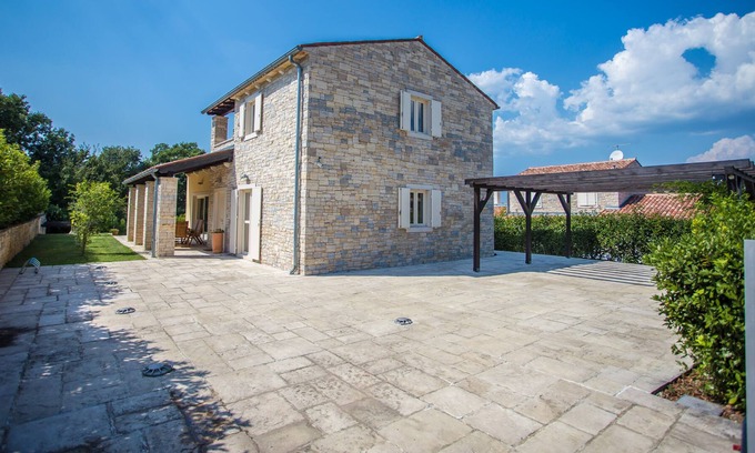 Momjan Villa | Villa Samanta nearby Umag – Crovillas GmbH