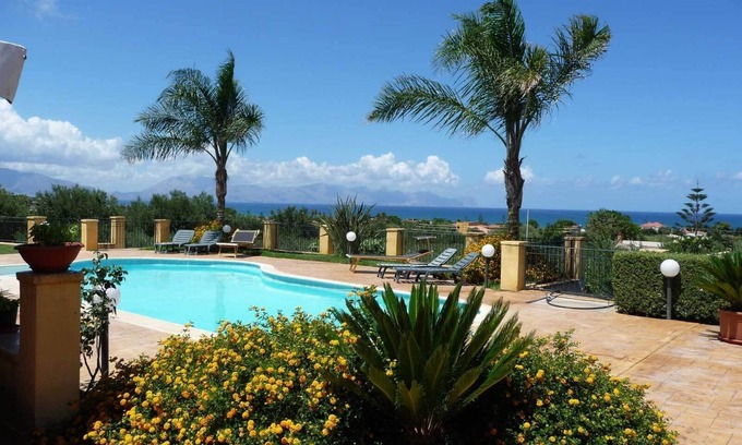 Trappeto Villa | Villa San Cataldo, Terrasini Sicilia con piscina privada y vista al mar