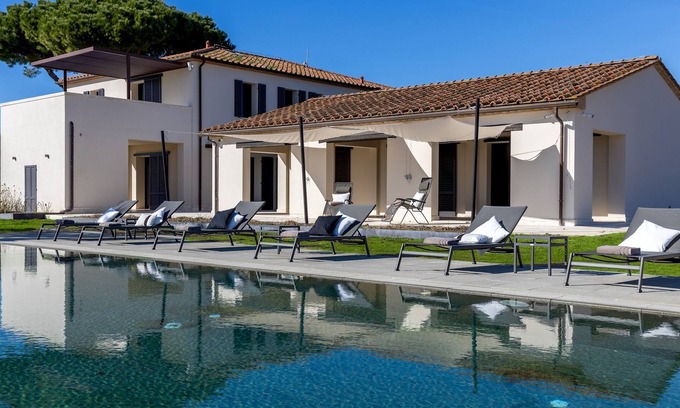 Cecina Villa | Villa San Giuseppe 12, Emma Villas