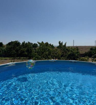 Oshakan Casa | Villa Sandra and Pool near Airport