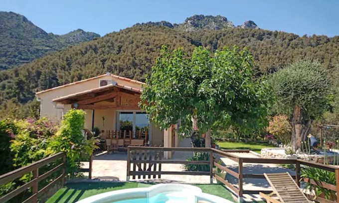 Sainte-Agnes Casa | Villa Sans vis à Vie, vue Mer, Piscine Privative et Salle de Sport