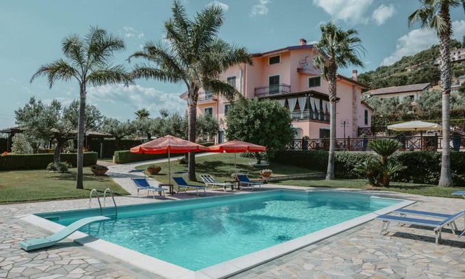 Eboli Casa | Villa Santimone