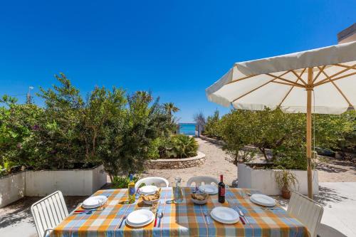 Torre Lapillo Casa | Villa Sara by BarbarHouse