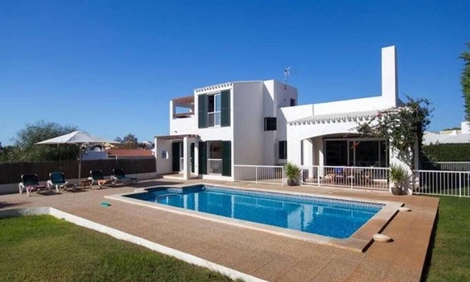 Binibequer Vell Chalet De Esquí | Preciosa villa en Binibeca para 8 personas