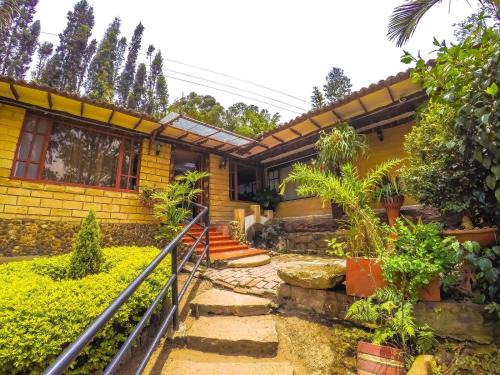 Raquira Cabina | Villa Satu