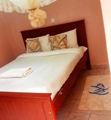 Kitale Cama Y Desayuno | Villa serene hotel kitale