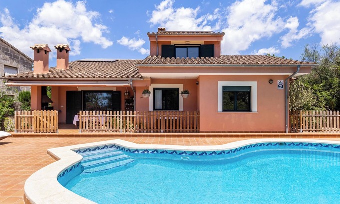 Sa Cabaneta Villa | Villa Ses Buguenvílies con piscina, terrazas y Wi-Fi