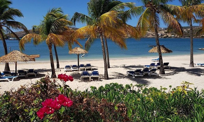 Mamora Bay Villa | Villa Shamrock Villa frente al mar de 2 dormitorios