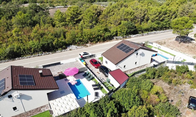 Sibenik Villa | Villa Shaula 1 - Three Bedroom House with Pool