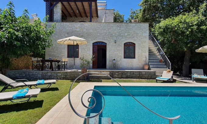 Atsipópoulon Casa | Villa Sifina, villa de piedra con vistas al mar y zona tranquila, cerca de la playa, piscina