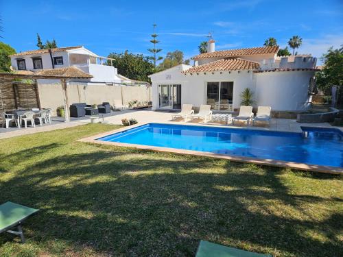 Molinell Chalet De Esquí | Villa Silvia LOCDENIA