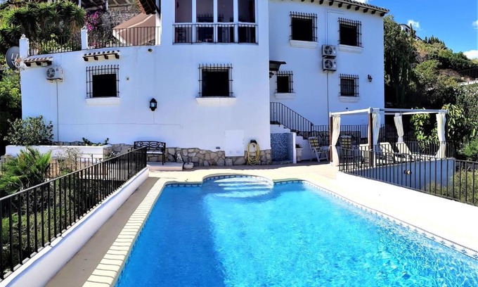 Pego Casa | Villa Sina