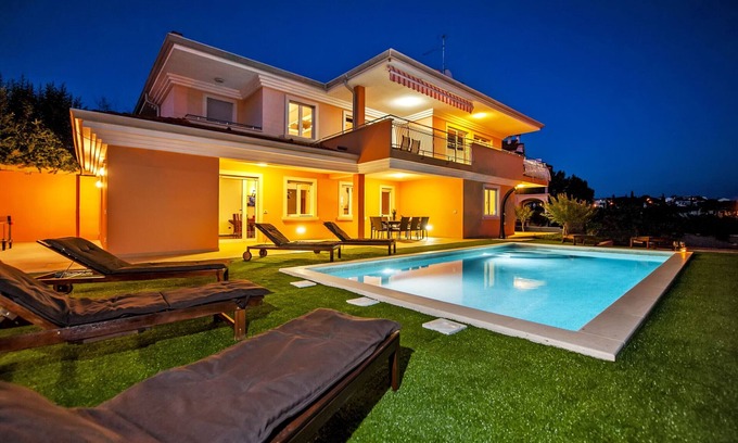 Rovinjsko Selo Villa | Villa Sky