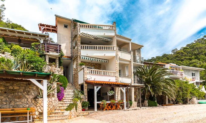 Bogomolje Apartamento | Villa Smokvina