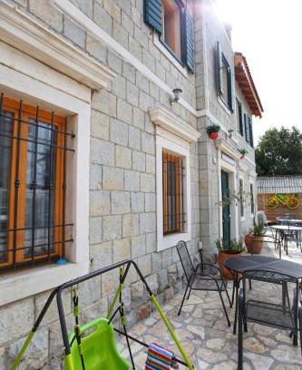 Kastel Stari Cama Y Desayuno | Villa Sol