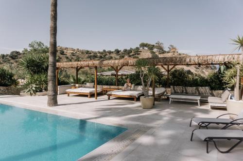 Almayate Bajo Cama Y Desayuno | Villa Soluna