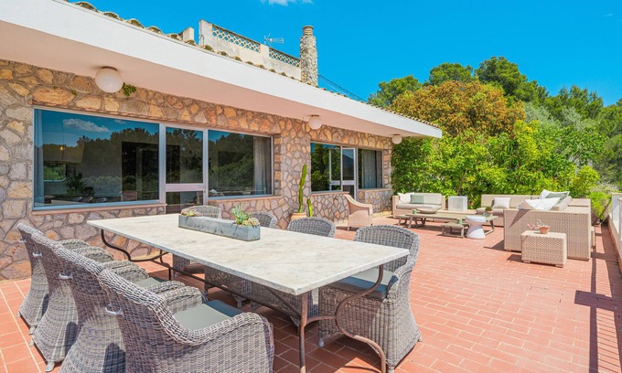 Algaida Villa | Villa 'Son Bibiloni' con vistas a la montaña, terraza privada y Wi-Fi