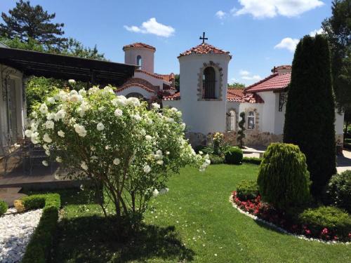 Madara Casa | Villa St. Michael