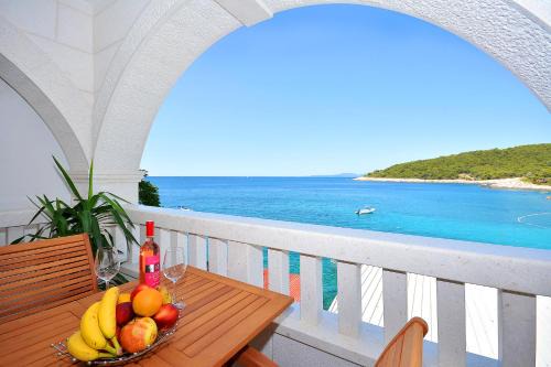 Milna Casa | Villa Stonehouse
