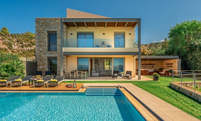 Plaka Villa | Villa Strix - Tres Habitaciones Villa, Capacidad 6