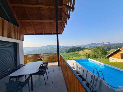 Smarje pri Jelsah Casa | Villa Strtenica in the vineyard