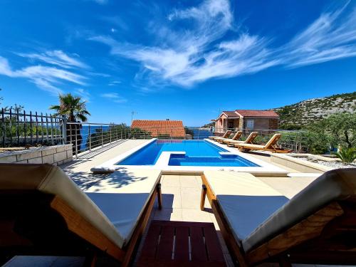 Razanj Villa | Villa Sucic Razanj