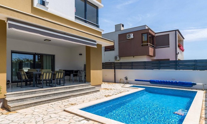 Skatari Villa | Villa Sunce in Sikici