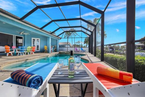 Caloosahatchee Villa | Villa Sunshine