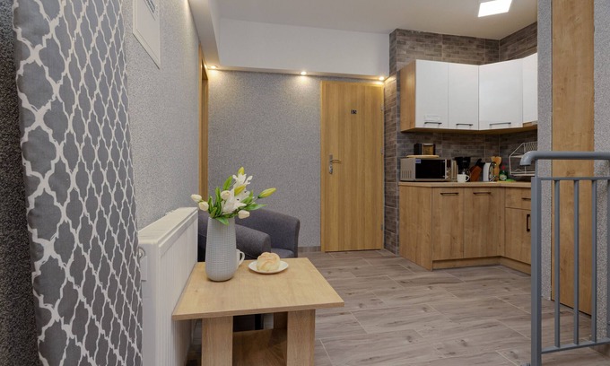 Rewal Apartamento | Villa Szamotulanka by Renters
