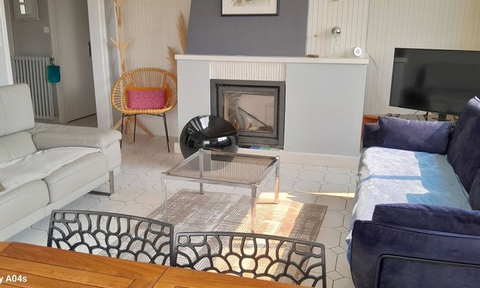 Les Sables d'Olonne Villa | Sea View Villa Tanchet Beach