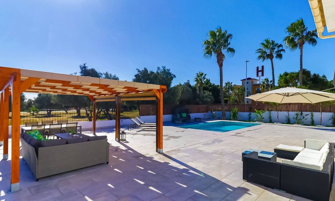 Quesada Villa | Villa Tangstad en Doña Pepa